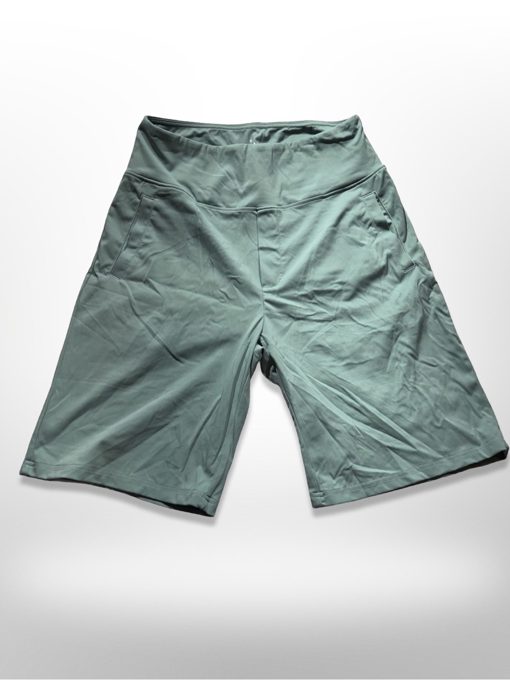 Women’s High-Waist Active‎ Shorts in Sage Green